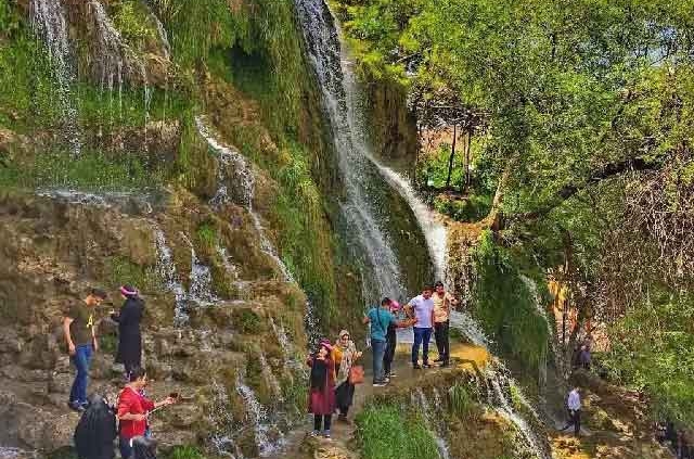 آبشار نیاسر کاشان