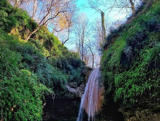 طبیعت زیبای سواد کوه و آبشار زال