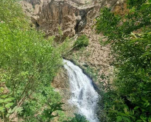 آبشار شکراب روستای آهار تهران