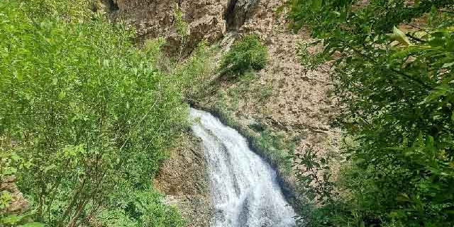آبشار شکراب روستای آهار تهران