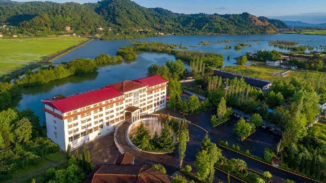 بهترین هتل های شمال 2 بهترین هتل های شمال (هتل اسپیناس آستارا)