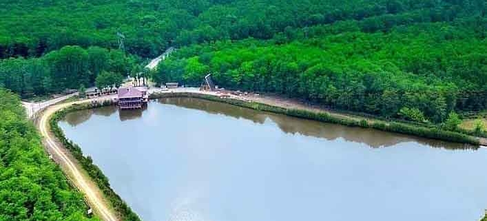 دریاچه گیسوم