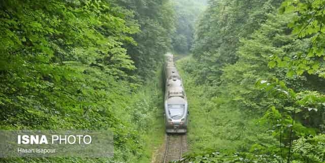 قطار تهران رشت در روز عاشورا