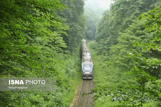 قطار فوقالعاده رشت–تهران در روز عاشورا راهاندازی شد 1 قطار تهران رشت در روز عاشورا