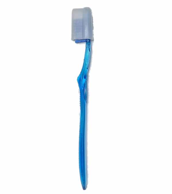 راهنمای جامع انتخاب و اهمیت لوازم بهداشتی و کالای خواب در هتلها 1 مسواک هتلی