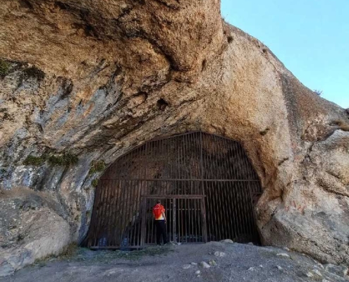 ghaleh-kord-cave-4 غار قلعه کرد کجاست