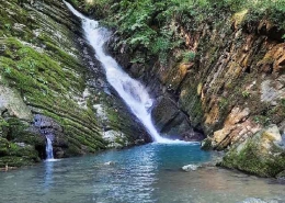 آبشار آلوبن گیلان
